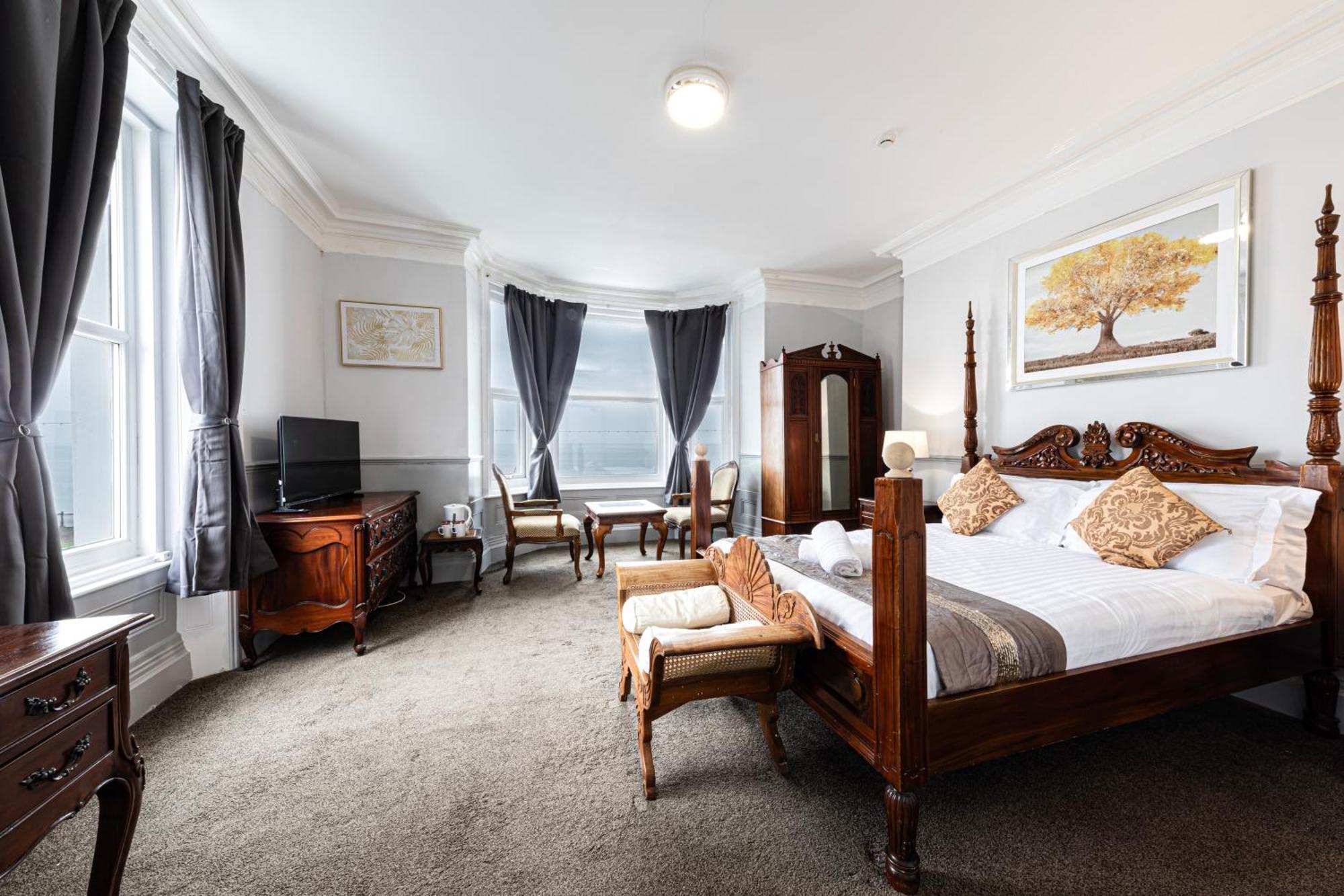 The Manor Hotel Llandudno Eksteriør billede