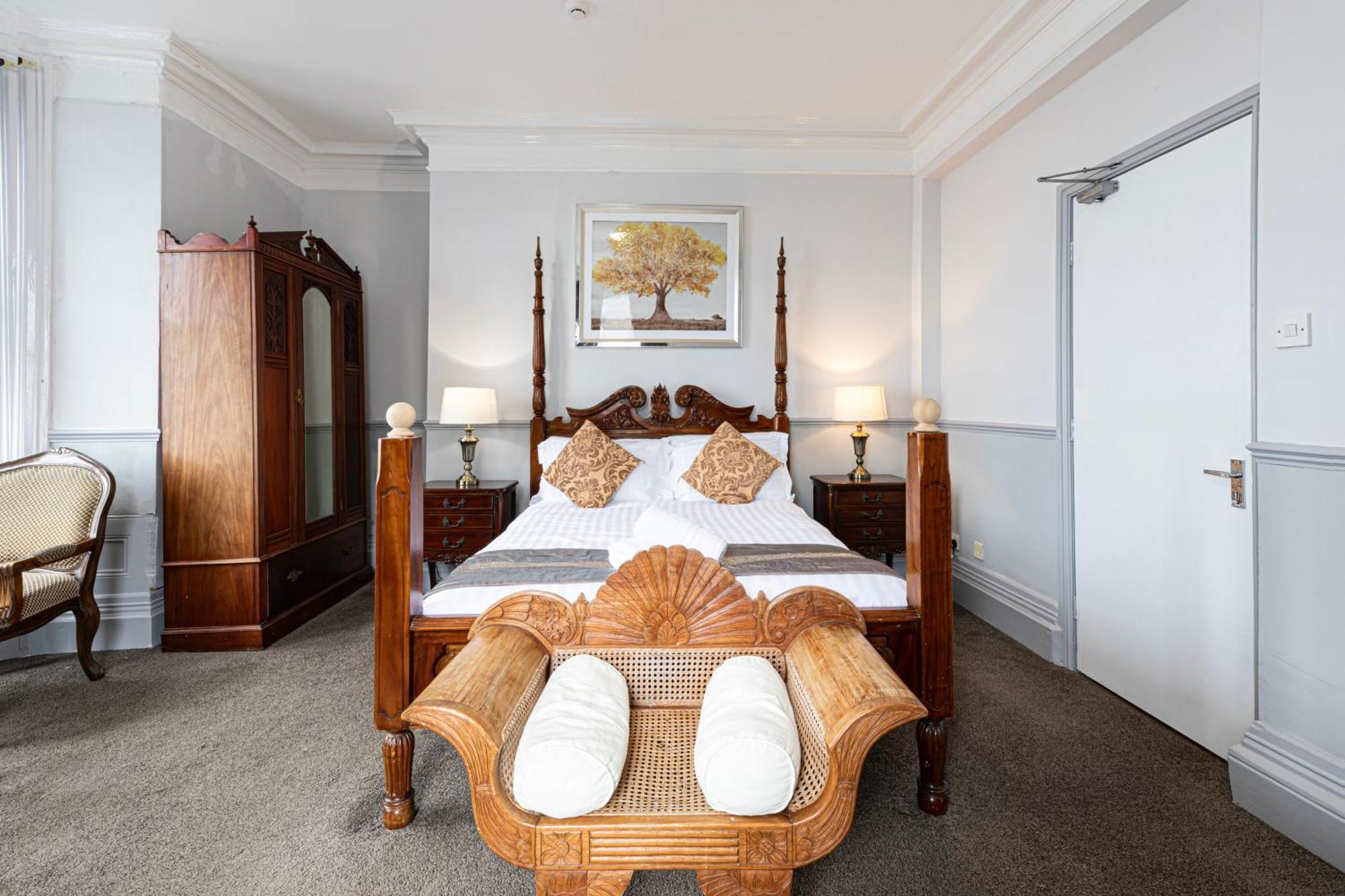 The Manor Hotel Llandudno Eksteriør billede